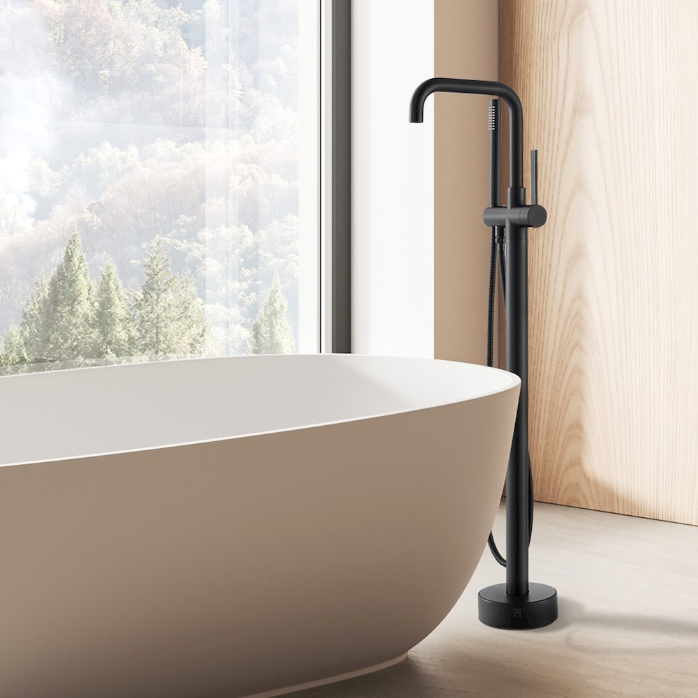 Single Lever Handle Freestanding Floor Mounted Tub Filler. Picture 5
