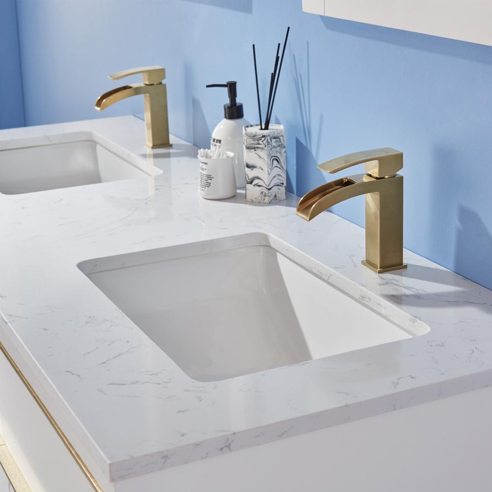 60" Double Bathroom Vanity Set in White with Mirror. Picture 4