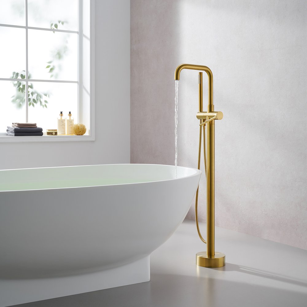 Single Lever Handle Freestanding Floor Mounted Tub Filler. Picture 3