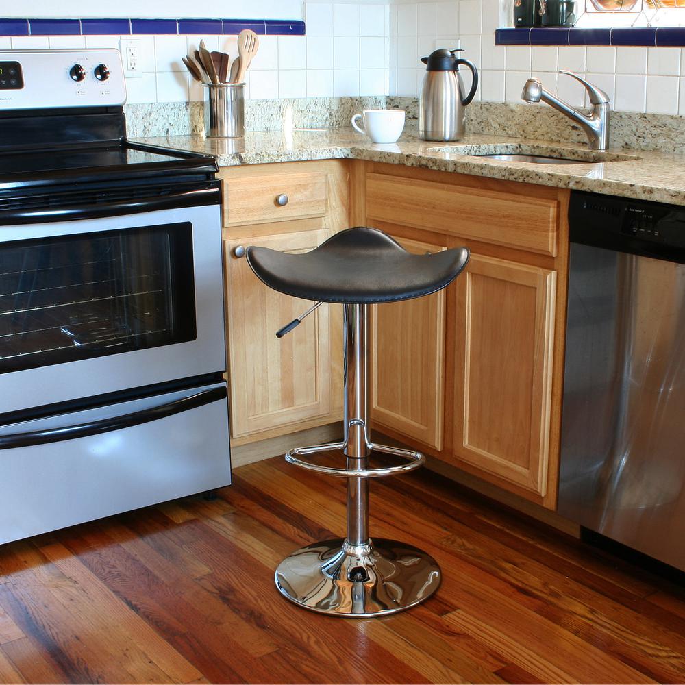 AmeriHome Classic Essential Bar Stool. Picture 2