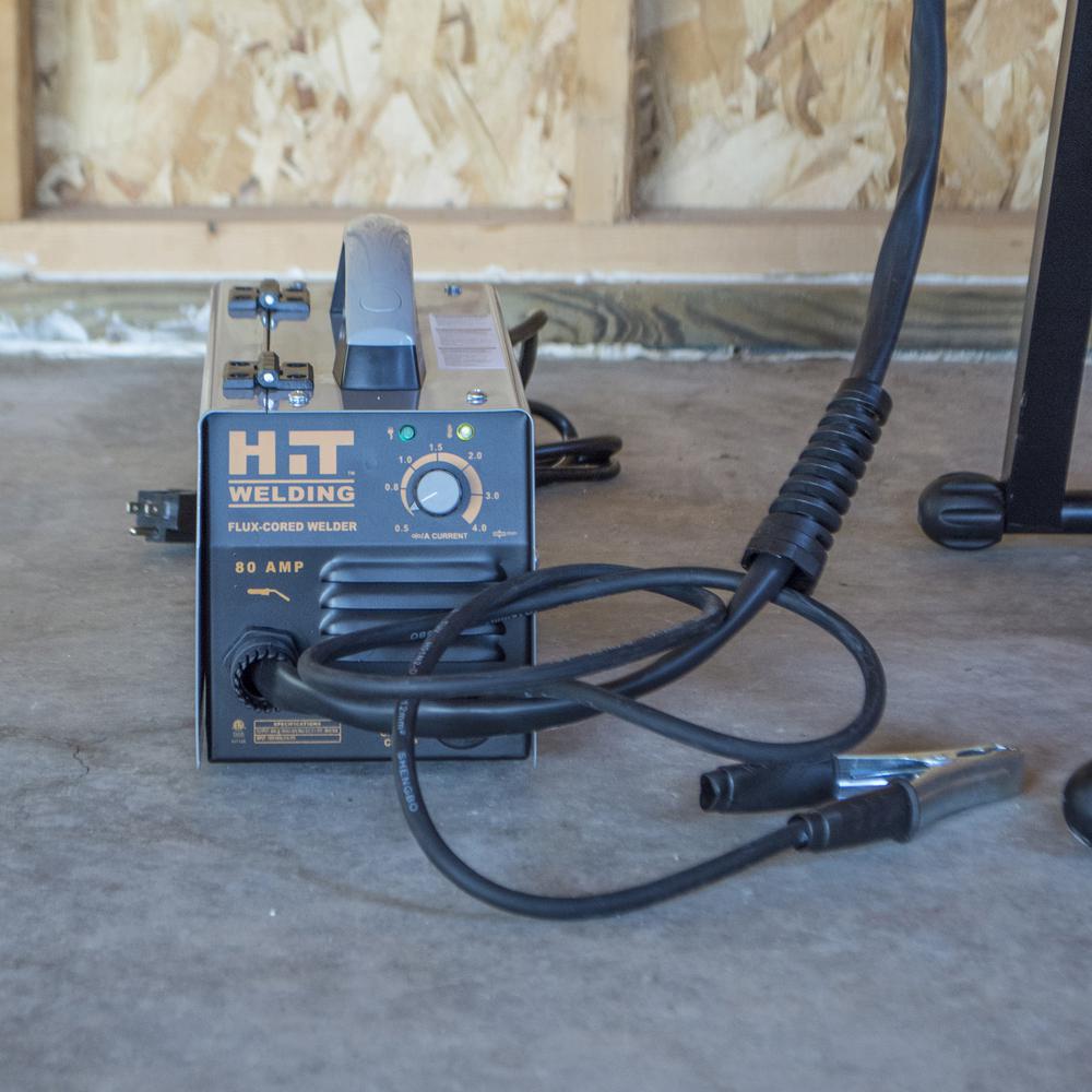 80 Amp Flux-Cored 120V MIG Welder Kit. Picture 4