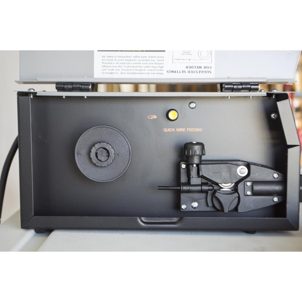 80 Amp Flux-Cored 120V MIG Welder Kit. Picture 6