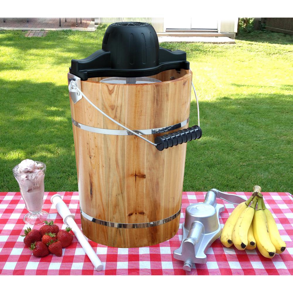 6 Quart Old Fashioned Ice Cream Maker. Picture 4