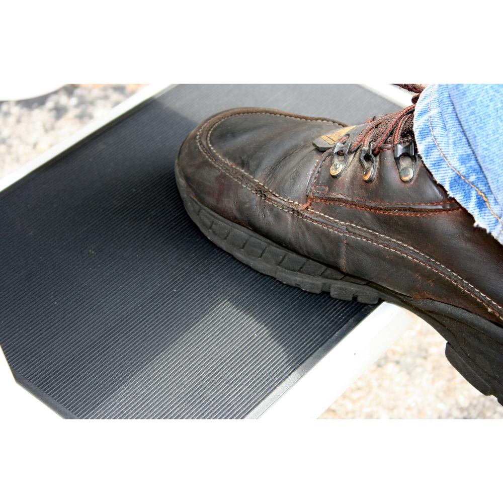 Three Step Utility Stool With Utility Tray. Picture 2