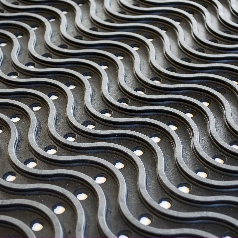 3 x 5 Foot Commercial Rubber Scraper Mat. Picture 5