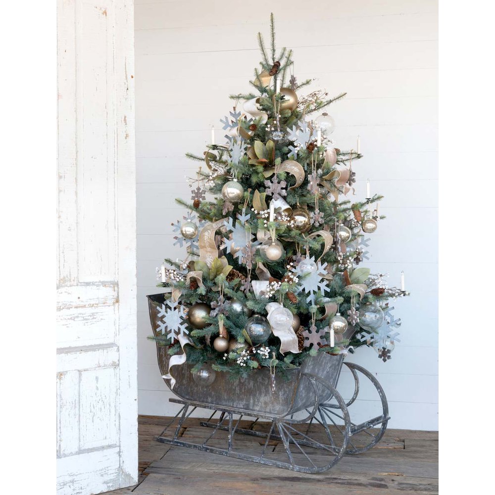 Old Fashioned Open Sleigh. Picture 2