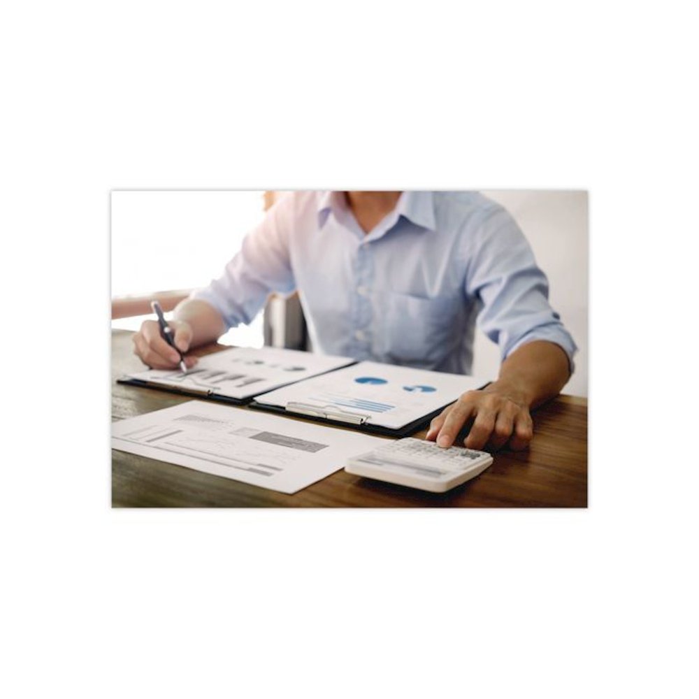 Legal Size Copy Paper, 92 Bright, 20 lb Bond Weight, 8.5 x 14, White, 500 Sheets/Ream, 10 Reams/Carton. Picture 6