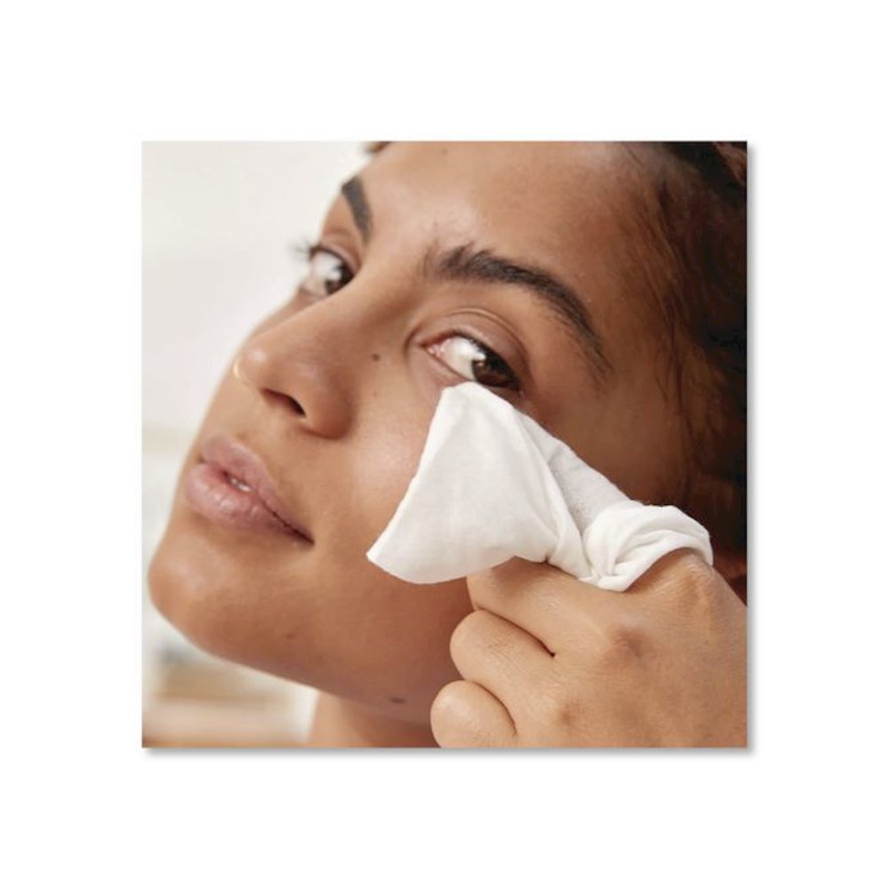 Makeup Remover Ultra-Soft Cleansing Towelettes, 7.2 x 6.4, Unscented, White, 20/Pack. Picture 4