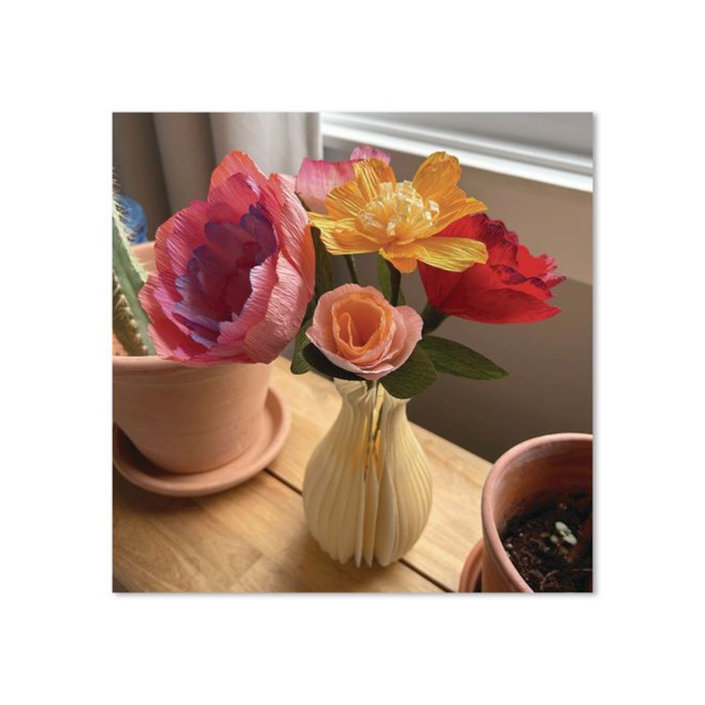 FloCraft Paper Flower Bouquet. Picture 7