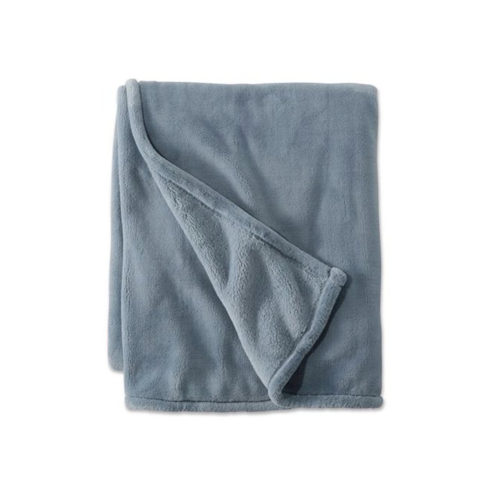 Wicked Plush Throw, 50 x 60, Cadet Blue. Picture 1