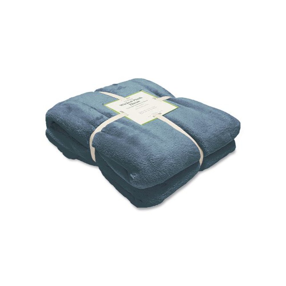 Wicked Plush Throw, 60 x 80, Bayside Blue Heather. Picture 3