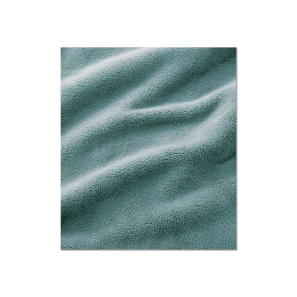 Wicked Plush Throw, 50 x 60, Coastal Aqua. Picture 2