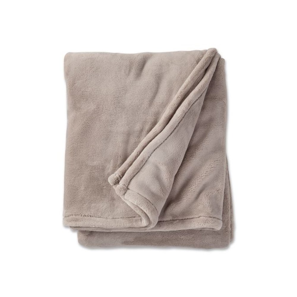 Wicked Plush Throw, 60 x 80, Woodsmoke. Picture 1
