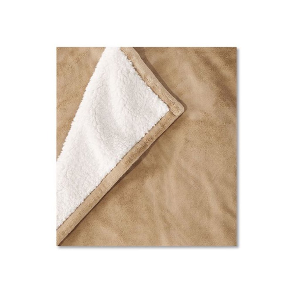 Wicked Plush Sherpa Throw, 50 x 60, Camel Brown. Picture 2