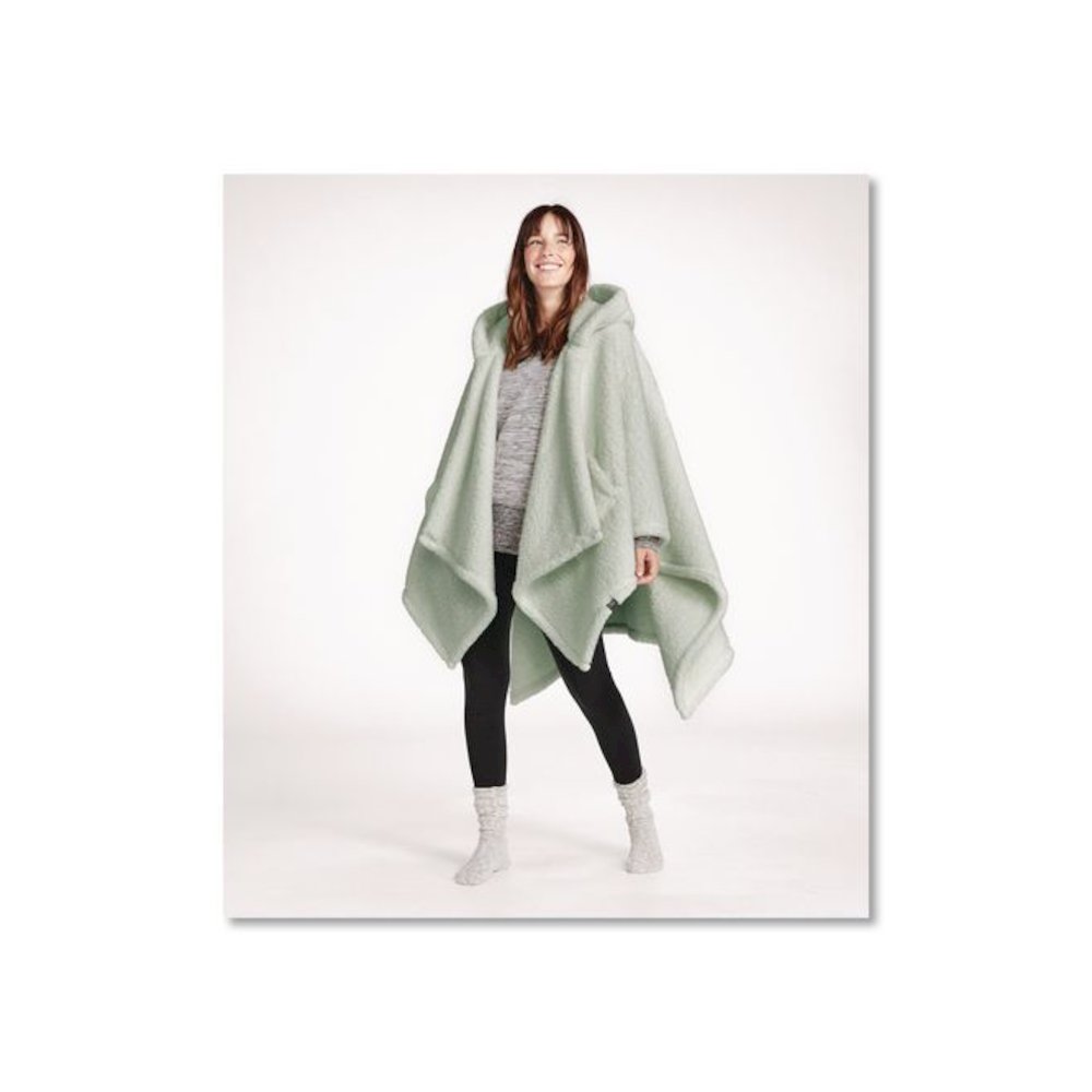Cozy Sherpa Wearable Throw, 58 x 60, Silver Sage. Picture 5