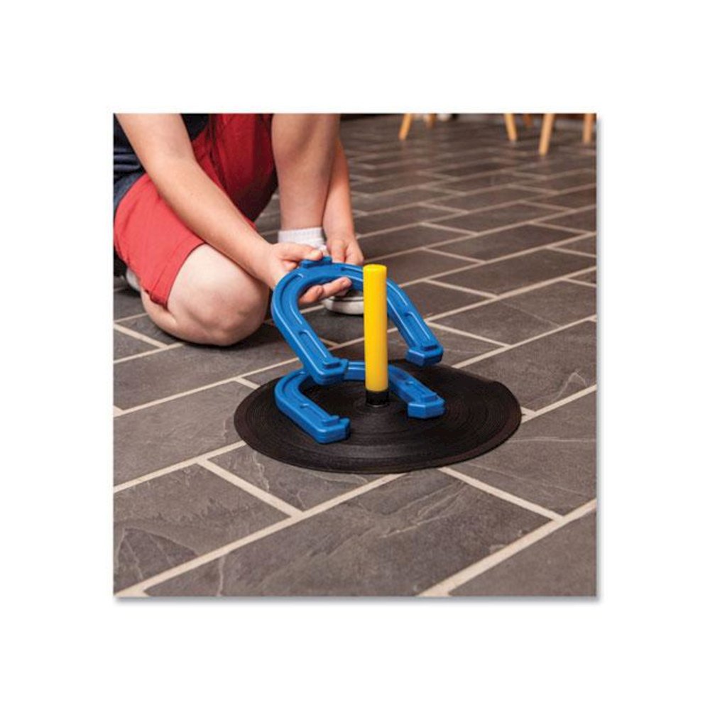 Indoor/Outdoor Rubber Horseshoe Set, 4 Rubber Horseshoes, 2 Rubber Mats, 2 Plastic Dowels. Picture 6