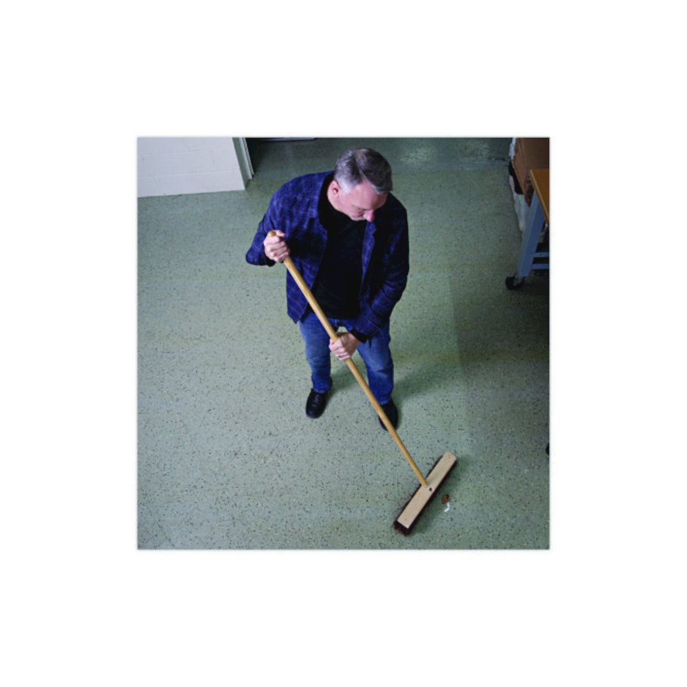 Heavy-Duty Threaded End Lacquered Hardwood Broom Handle, 1.13" dia x 60", Natural. Picture 6