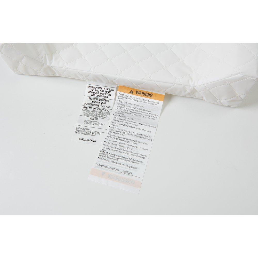 Contoured Changing Pad. Picture 7