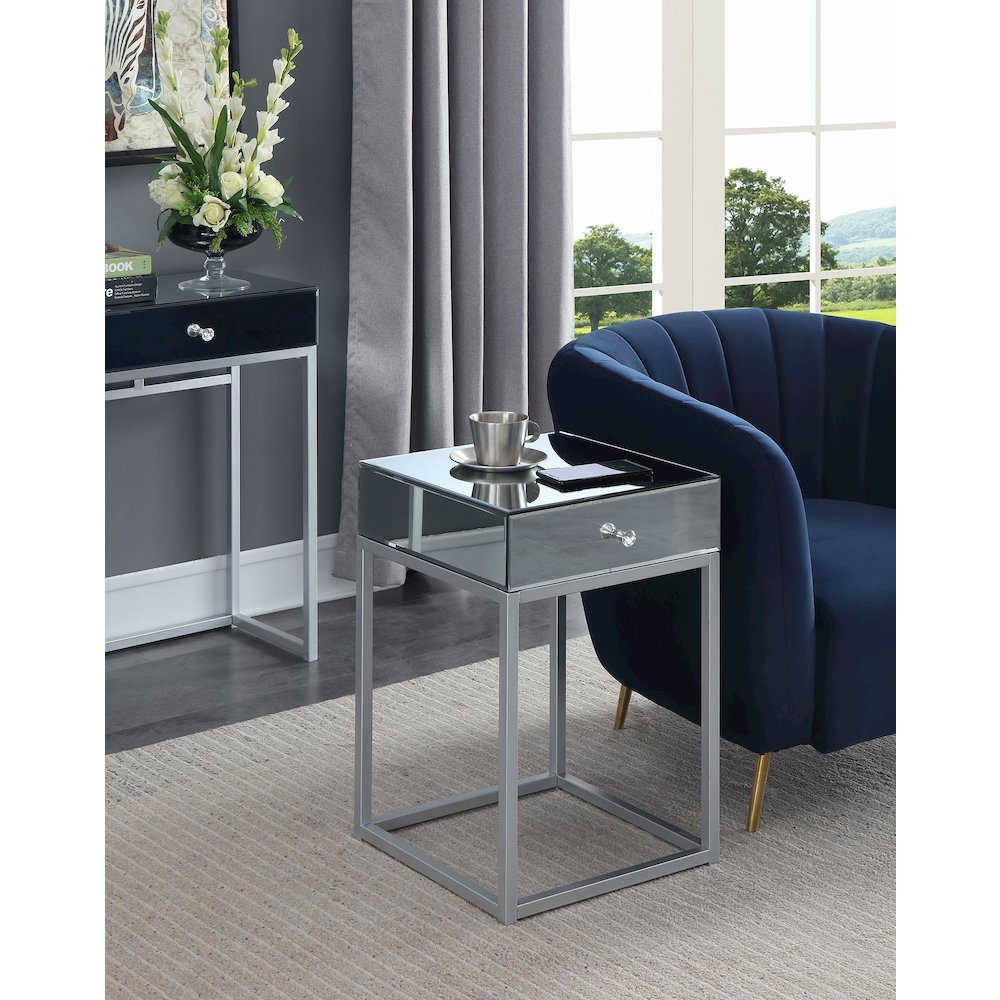 Reflections End Table. Picture 1