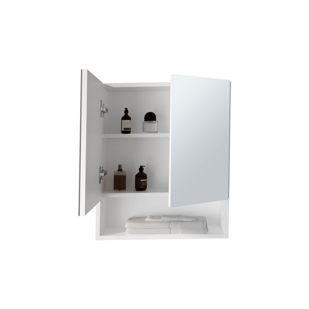 Cheverly Medicine Cabinet, White. Picture 3