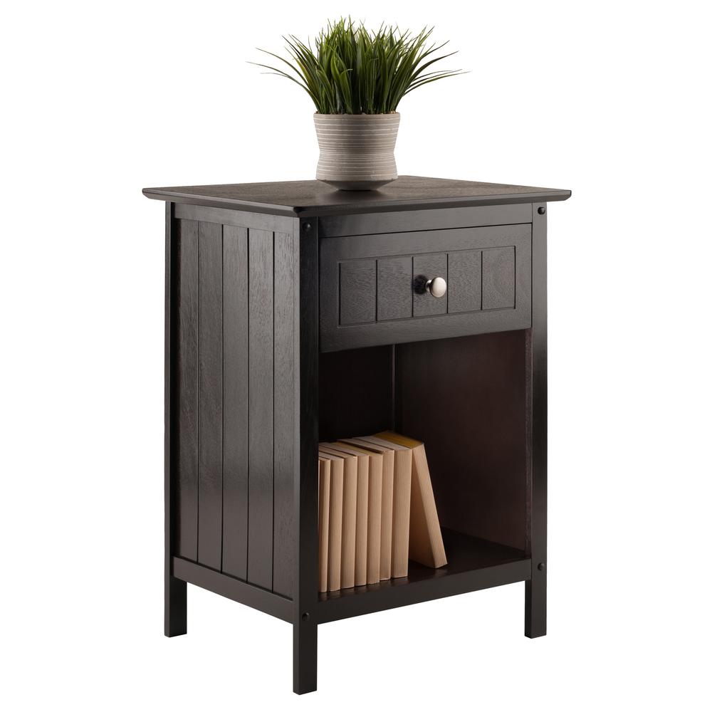 Blair Accent Table in Coffee Finish. Picture 7