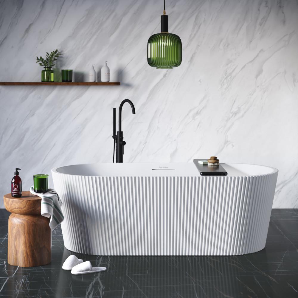 Lafayette 67" Freestanding Bathtub. Picture 2