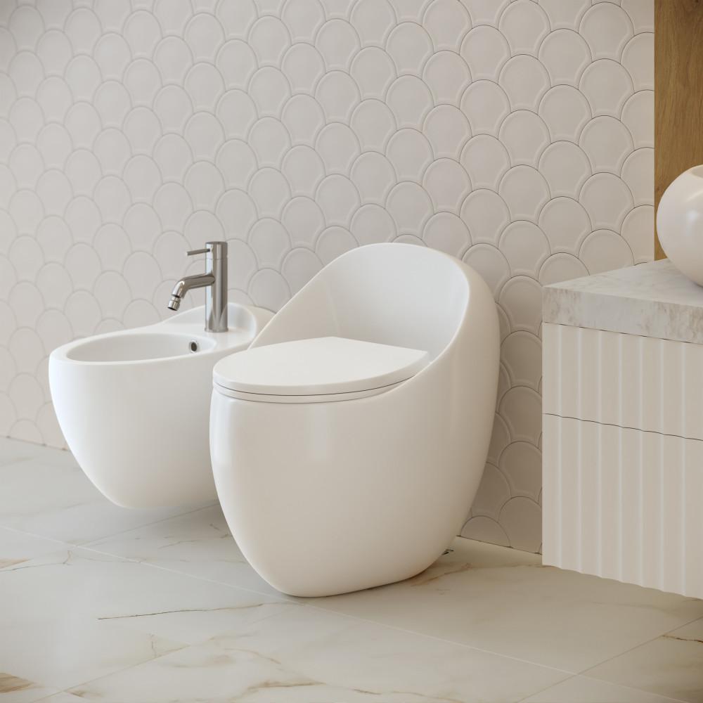 Plaisir II One-Piece Elongated Toilet Top Flush 1.28 GPF. Picture 2