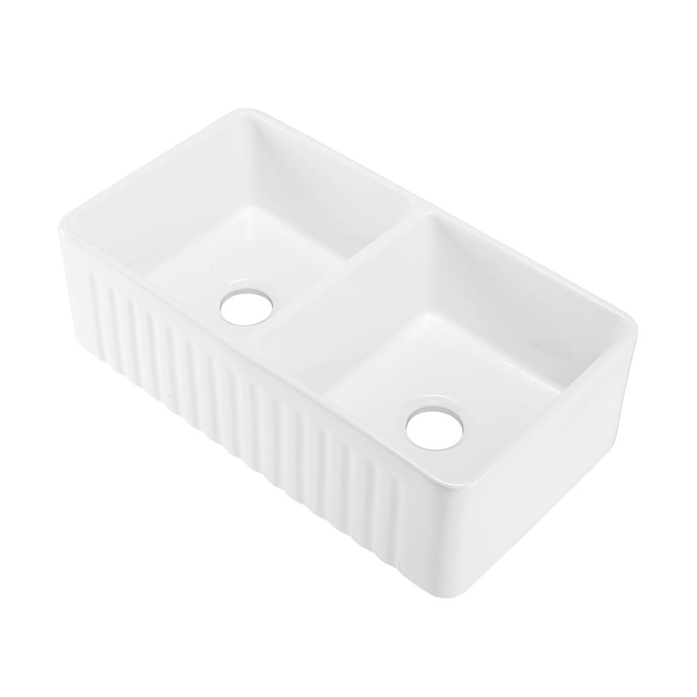 Delice Duo Farmhouse Sink. Picture 5