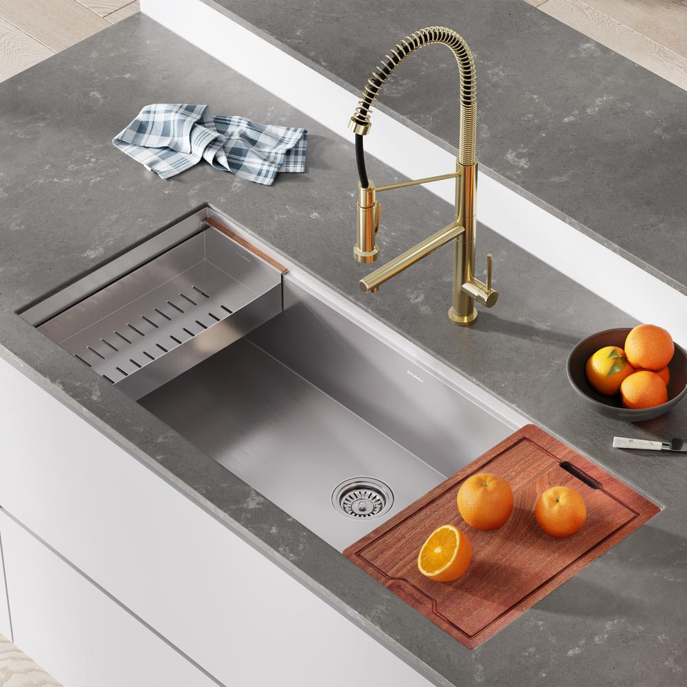 Rivage 45 x 19 Single Basin Undermount Kitchen Workstation Sink. Picture 23