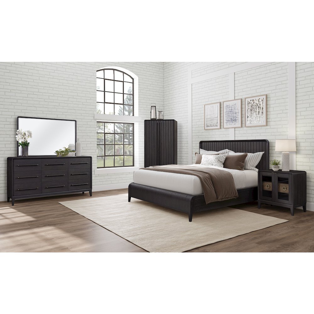Aurora Queen Waterfall Panel Bed. Picture 3