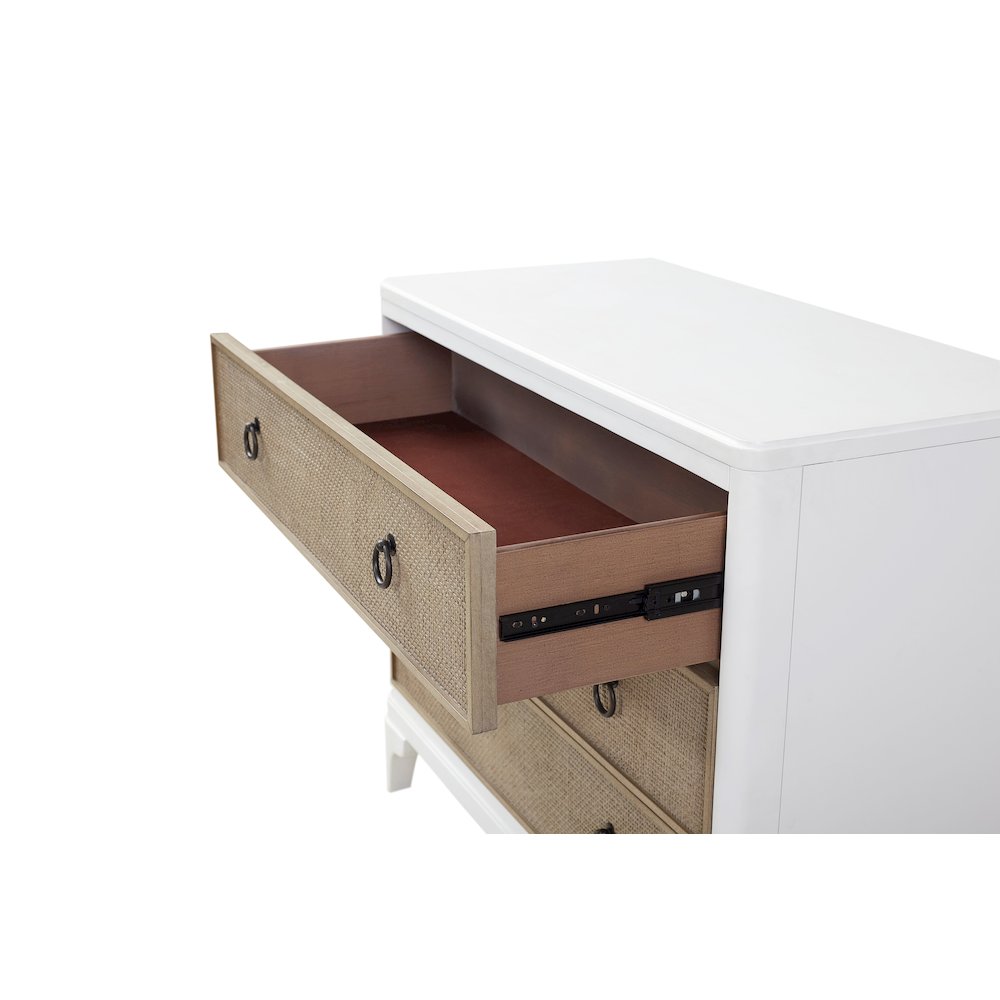 Wilmington Hall Chest-White. Picture 6