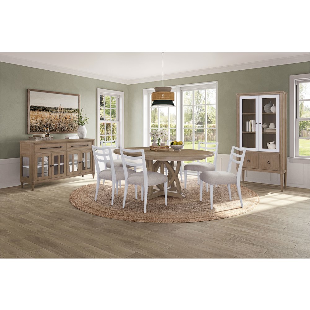 Wilmington Round Table W/ 18" Leaf. Picture 9