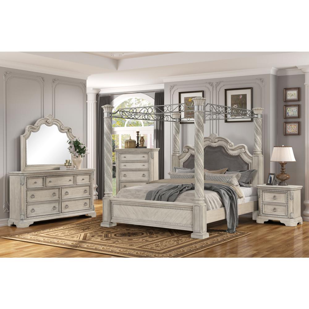 Coventry Uph Panel Canopy King Bed. Picture 4