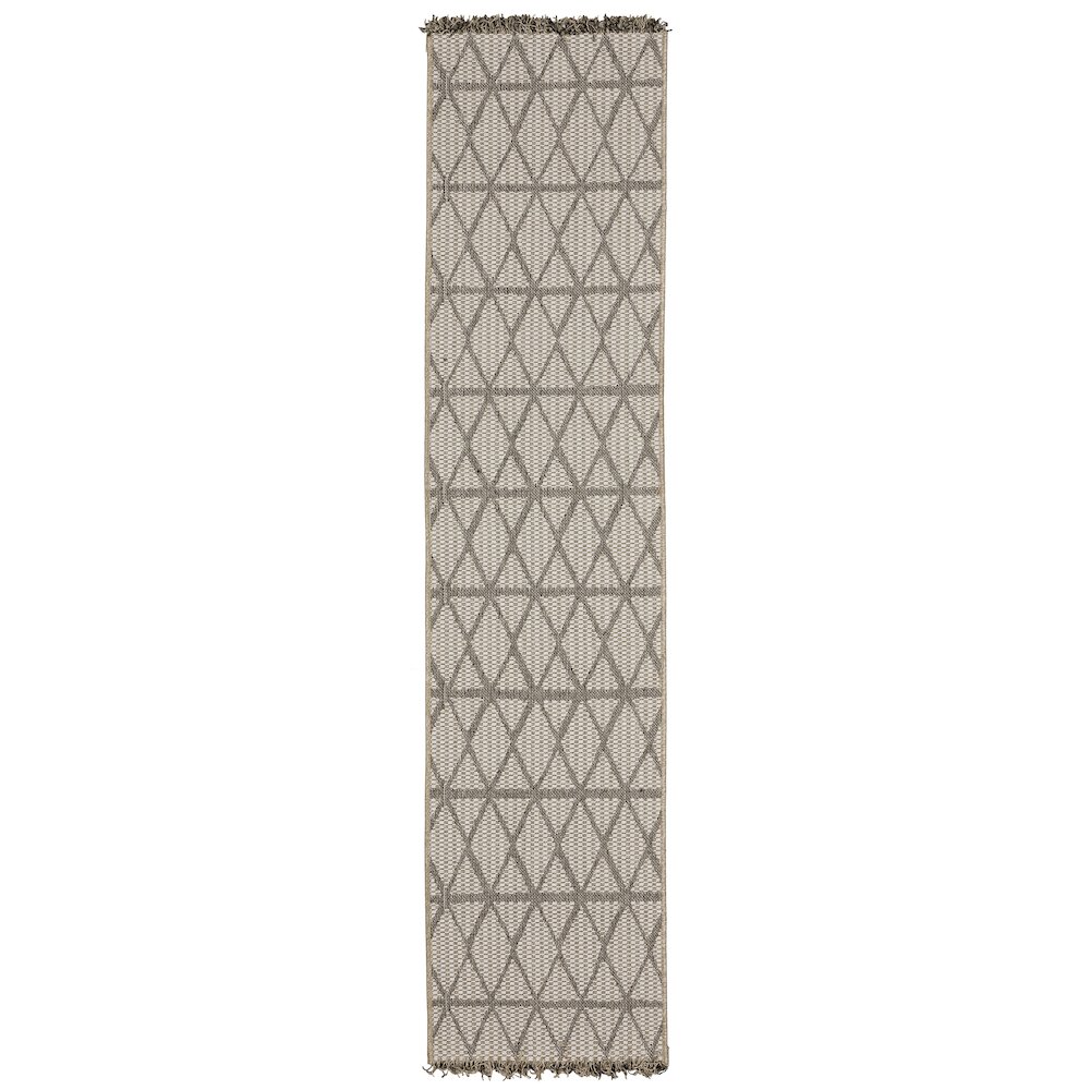 GILLIAN Beige 1'10 X  7' 6 Area Rug. Picture 1