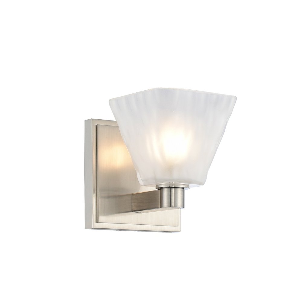 Weston 1 Light Bath. Picture 1