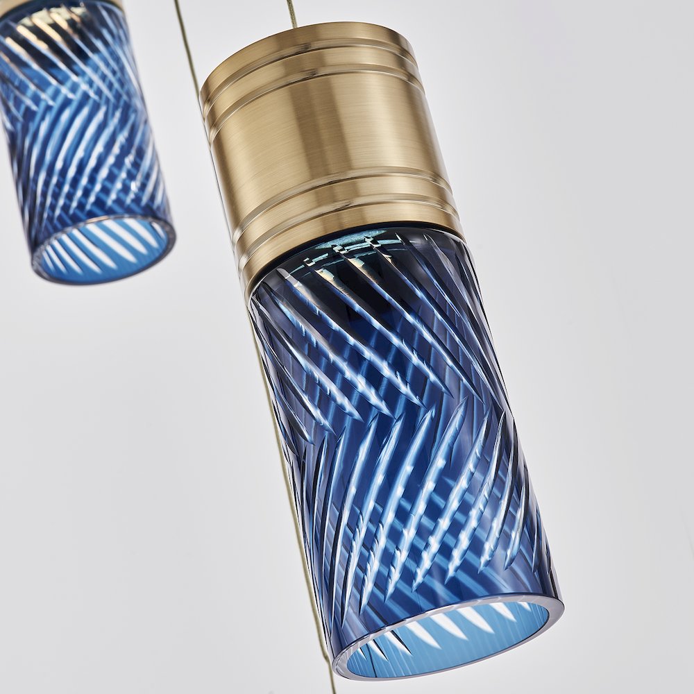 Kiriko 30-in (72-watt) LED Winter Brass Chandelier. Picture 7