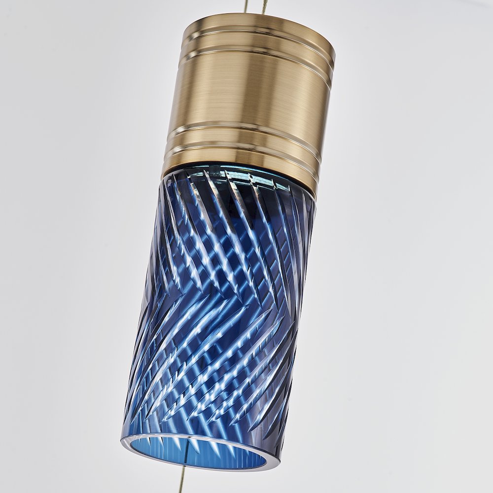 Kiriko 30-in (72-watt) LED Winter Brass Chandelier. Picture 8