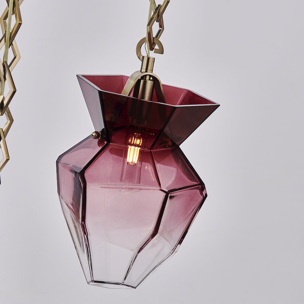 Bolsa 21.25-in 3 Light (40-watt) Winter Brass Chandelier. Picture 5