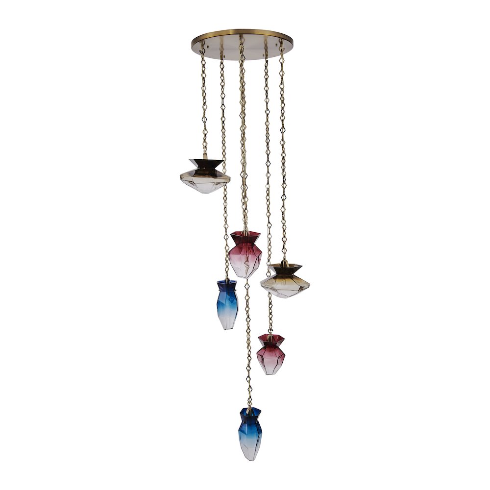 Bolsa 31-in 6 Light (40-watt) Winter Brass Chandelier. Picture 3