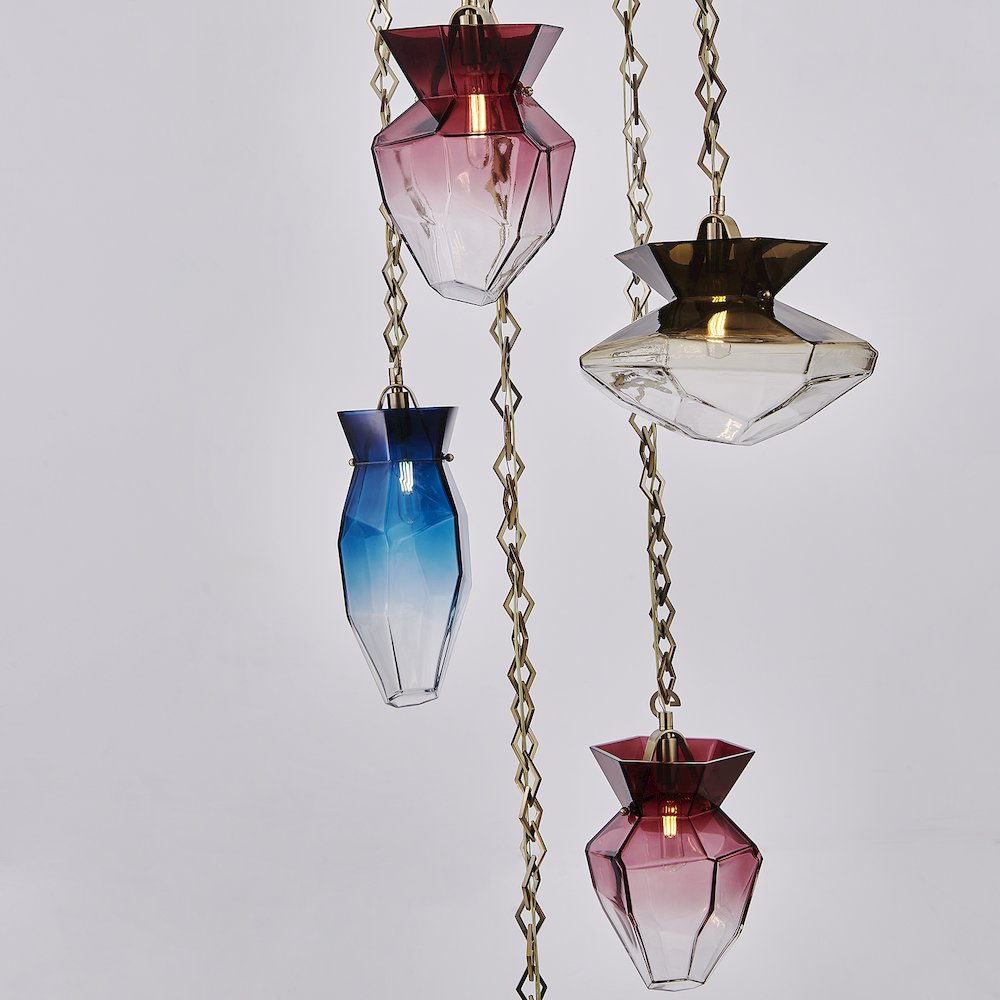 Bolsa 31-in 6 Light (40-watt) Winter Brass Chandelier. Picture 11