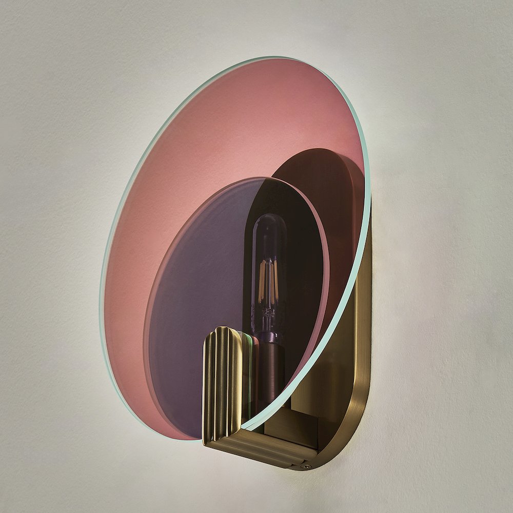 Optics 11-in 1 Light (6-watt) Winter Brass Wall Sconce. Picture 6