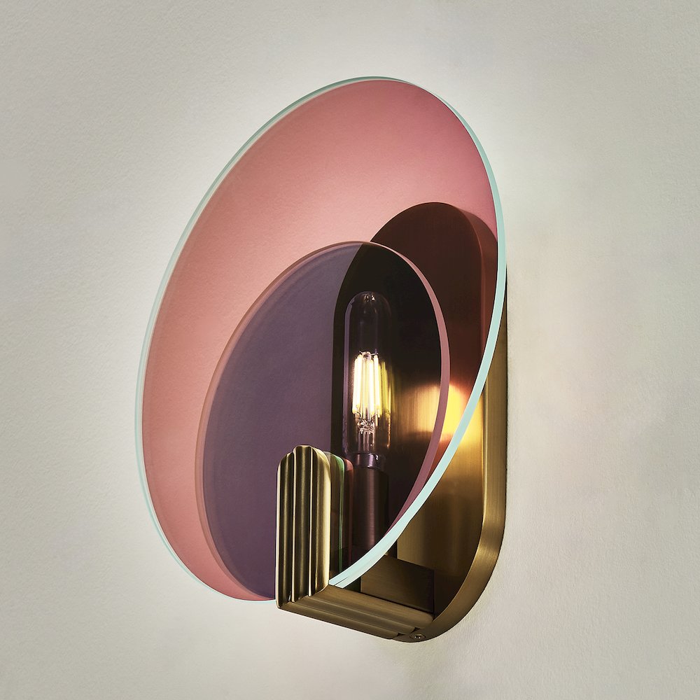 Optics 11-in 1 Light (6-watt) Winter Brass Wall Sconce. Picture 7