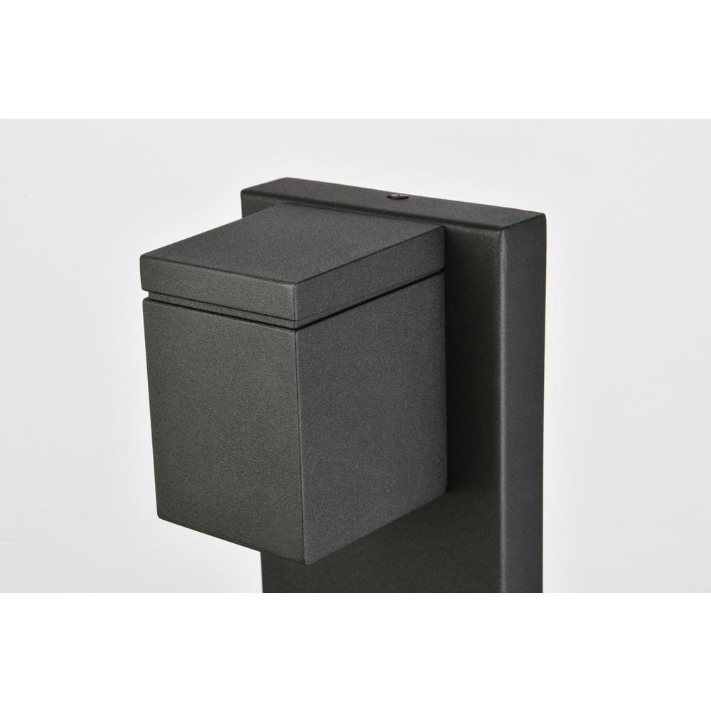 Raine Integrated LED wall sconce in black. Picture 4