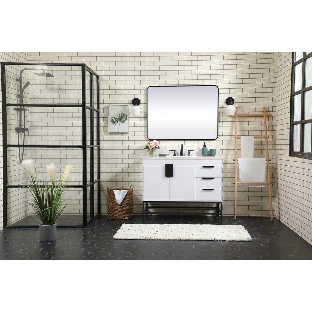 42 inch Single bathroom vanity in white with backsplash. Picture 4