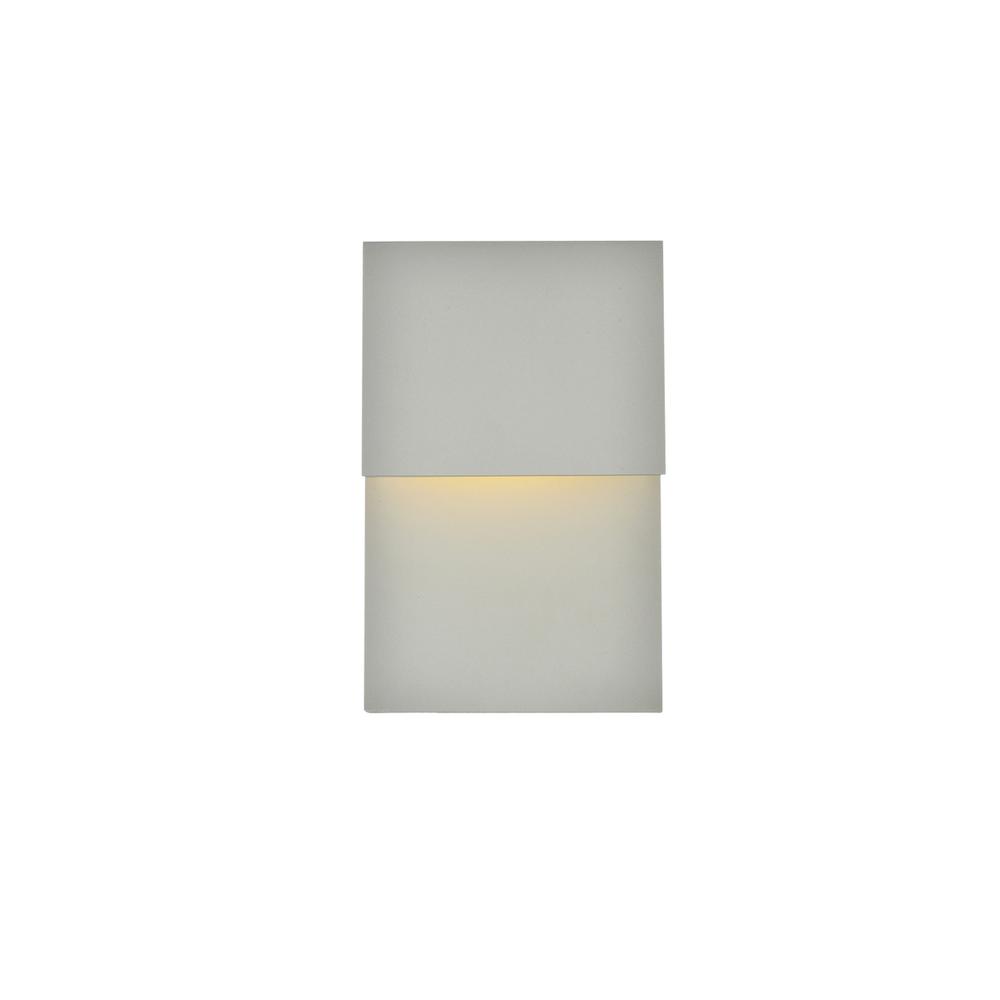 Raine Integrated LED wall sconce  in silver. Picture 1