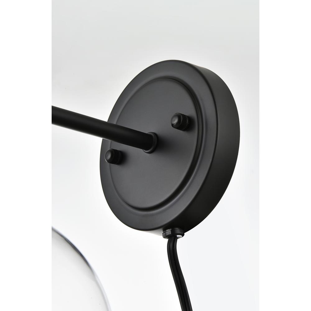Wesson 1 light Black and Clear plug in wall sconce. Picture 5