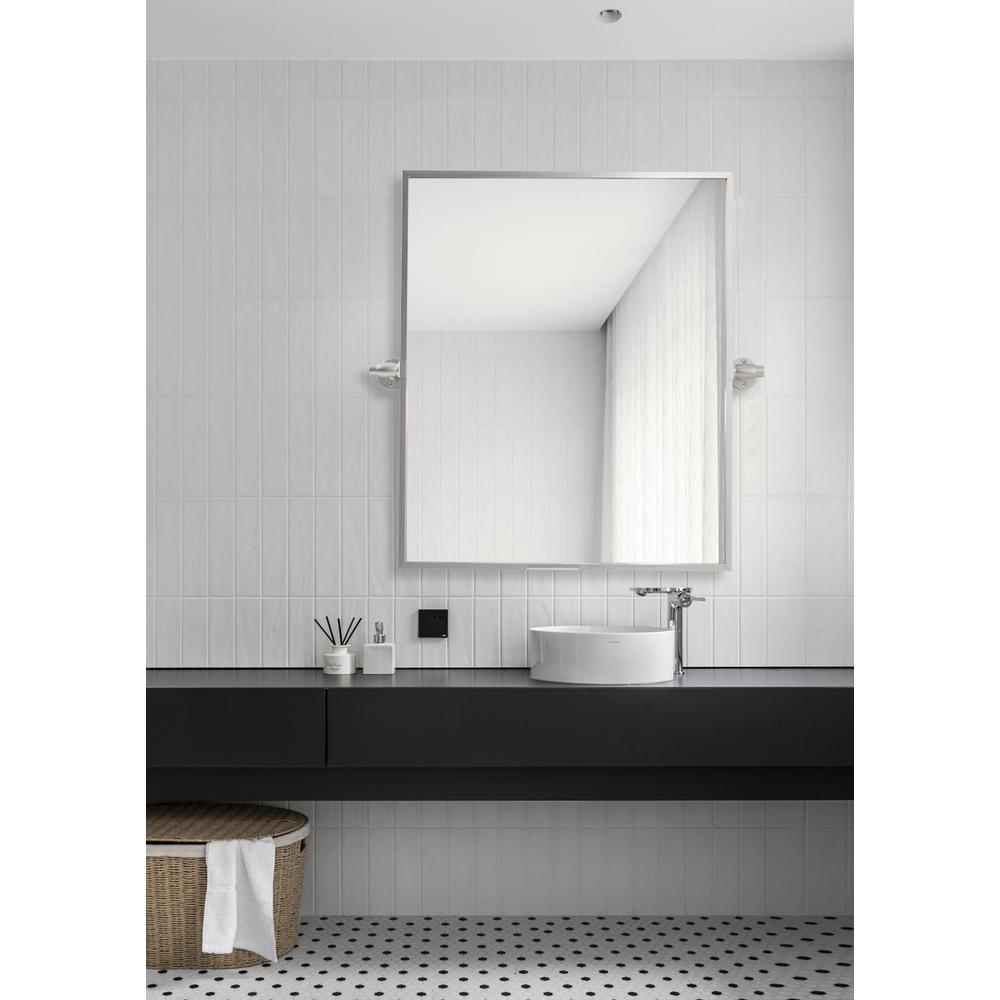 Rectangle Pivot Mirror 24X20 Inch In Silver. Picture 8