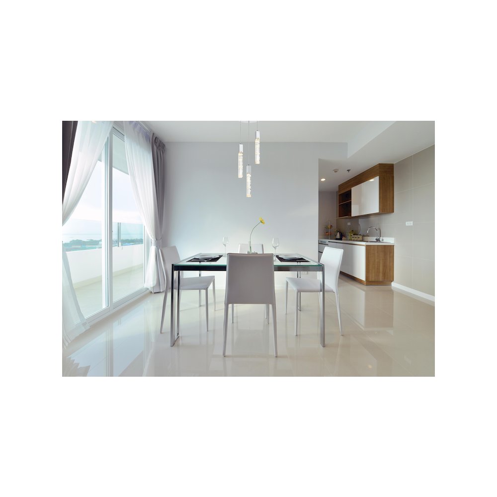 Aurora 16 inch Chandelier in Black. Picture 2