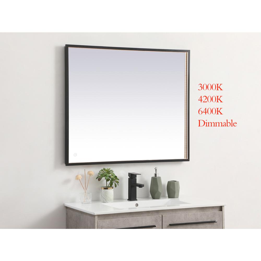 Pier 30x36 inch LED mirror with adjustable color temperature. Picture 2
