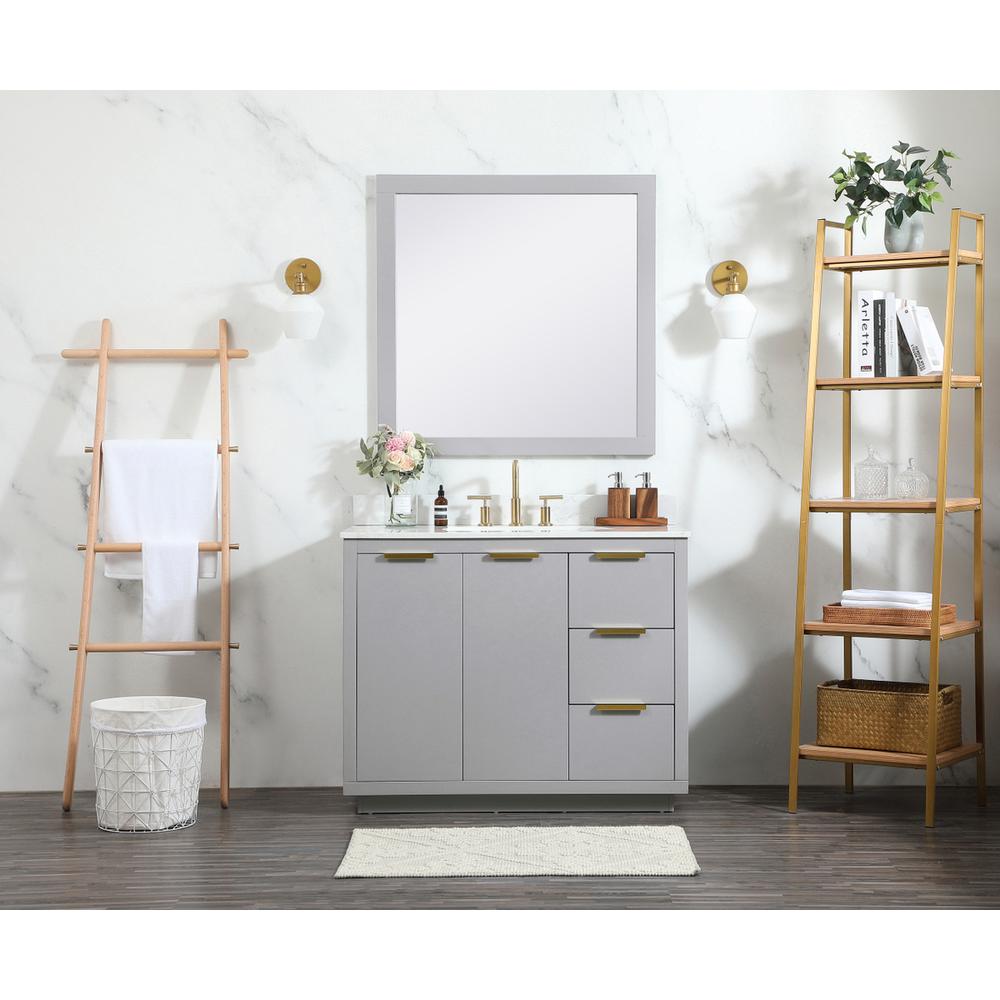 42 inch Single bathroom vanity in grey with backsplash. Picture 4